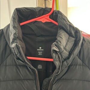 lululemon athletica woman’s Dark black Puffer Jacket